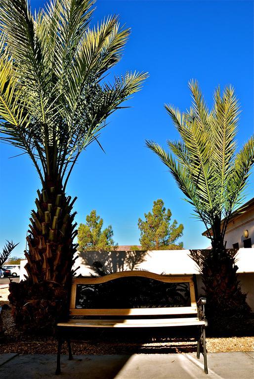Landmark Inn Fort Irwin エクステリア 写真