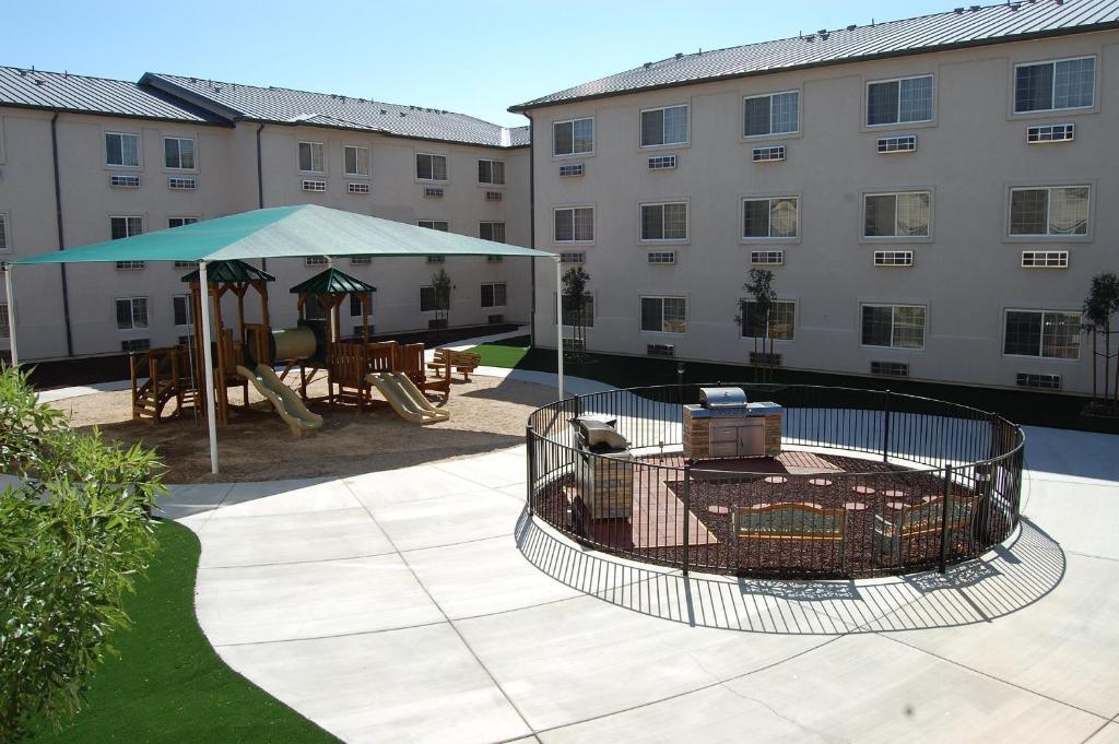 Landmark Inn Fort Irwin エクステリア 写真
